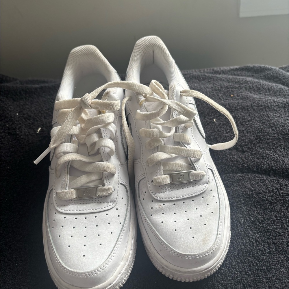 White Airforce 1’s